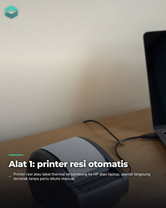 Slide 3 of 5: a label printer on a desk, Indonesian headline "Alat 1: printer resi otomatis" (Tool 1: an automatic shipping-label printer)